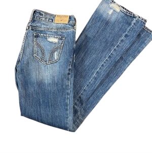 Hollister Women's Classic Blue Straight Leg Jeans